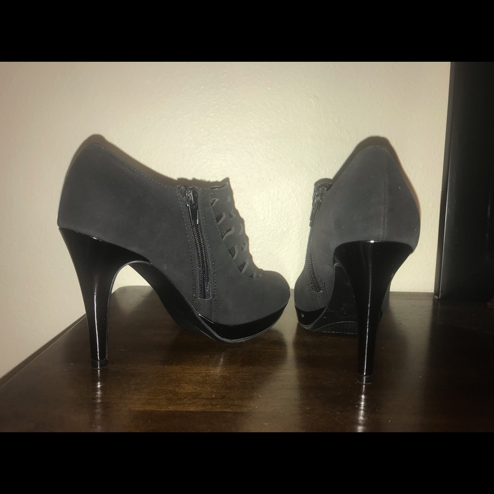 Caged Booties - Picture 4 of 5